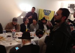החסידים התוועדו בבית בו התוועד מלך המשיח